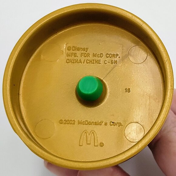 Elliott McDonald’s 2002 Walt Disney World 100 Years Of Magic 1977 Figurine Toy - Picture 9 of 11